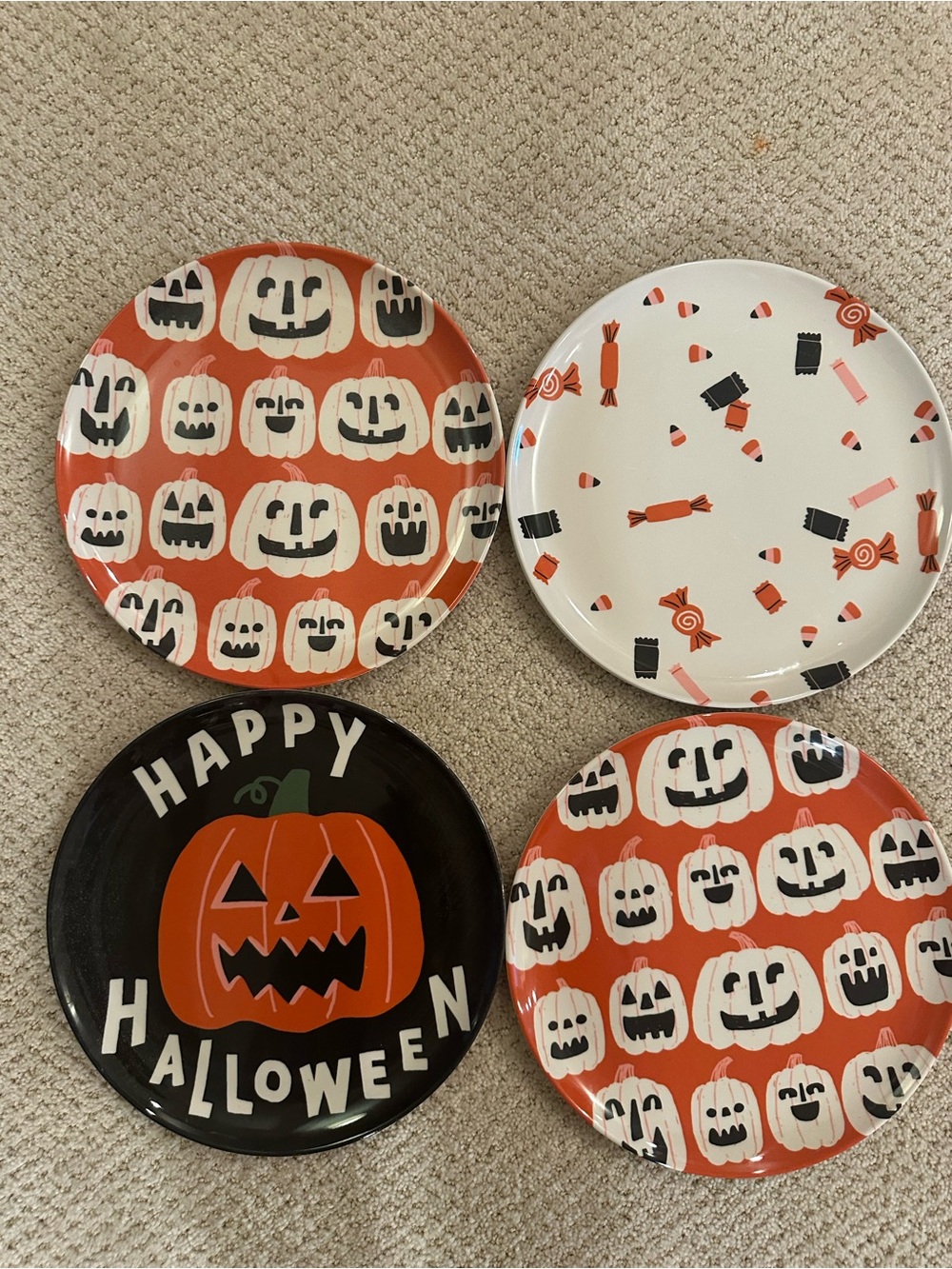 Target Halloween Plastic Plates - Orange, Black, White